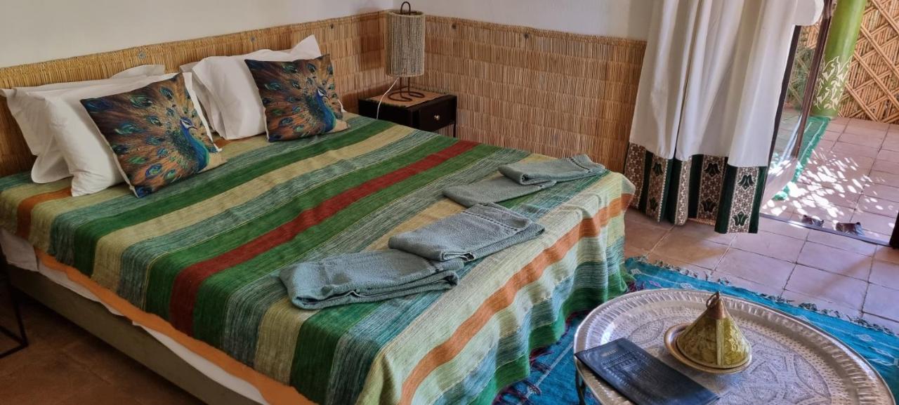 Les Trois Paons Bed & Breakfast Taroudant Oda fotoğraf